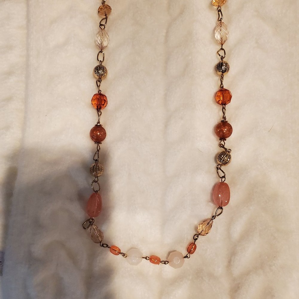 Dress Barn 30" beaded necklace